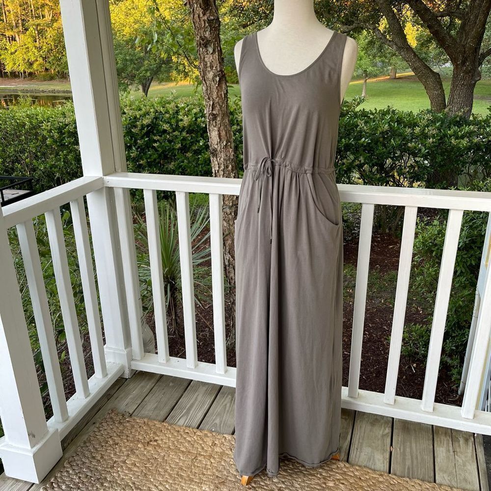The Field Sleeveless Maxi Dress